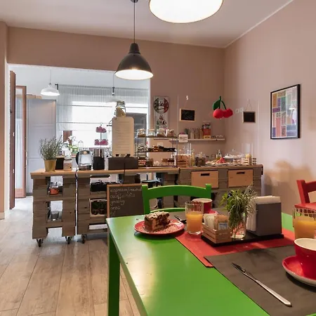 Bed And Breakfast Bric & Brac-2